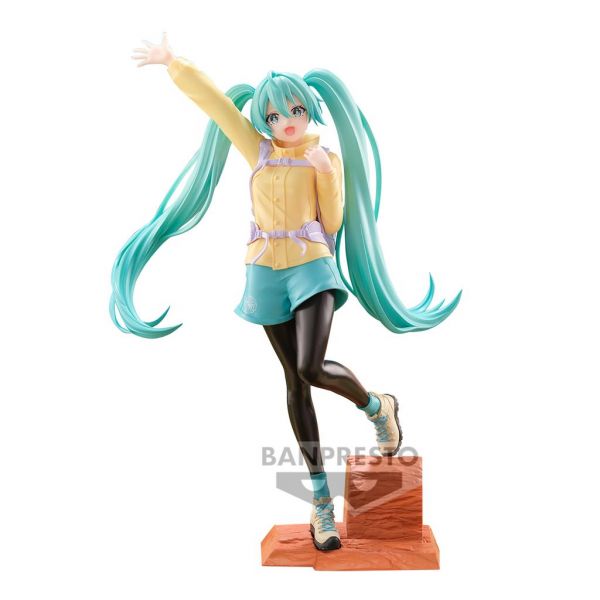 Hatsune Miku Holiday Memories Mountain Climbing