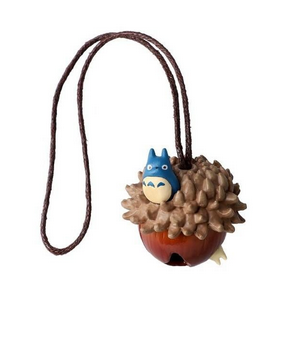 Mein Nachbar Totoro Nuss-Anhänger Totoro mit blauem Totoro