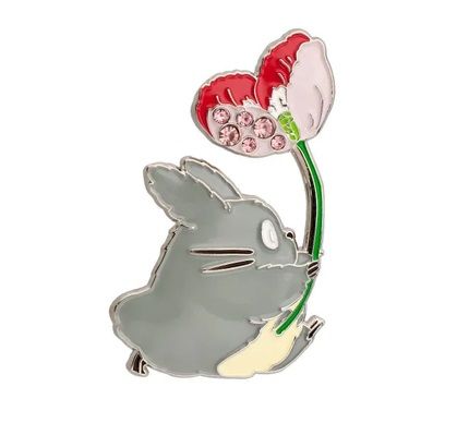 Mein Nachbar Totoro Metallbrosche Totoro mit Blume