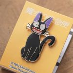 Kiki's kleiner Lieferservice Pin Jiji miaut